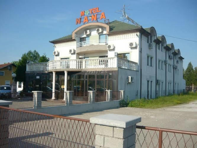 Motel Nana Баня-Лука Экстерьер фото